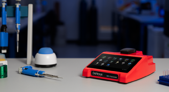 QFX-product-page-instrument-shot QFX Fluorometer