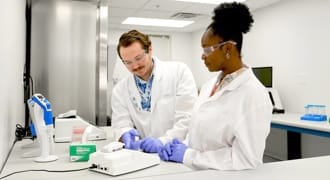 Helium Focused Scientists 1 Helium Focused Scientists 1